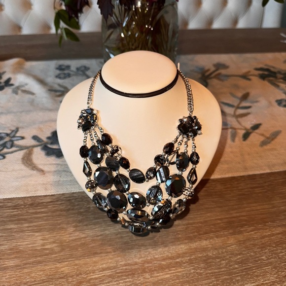 White House Black‎ Market Black and Silver Necklace - Picture 3 of 8
